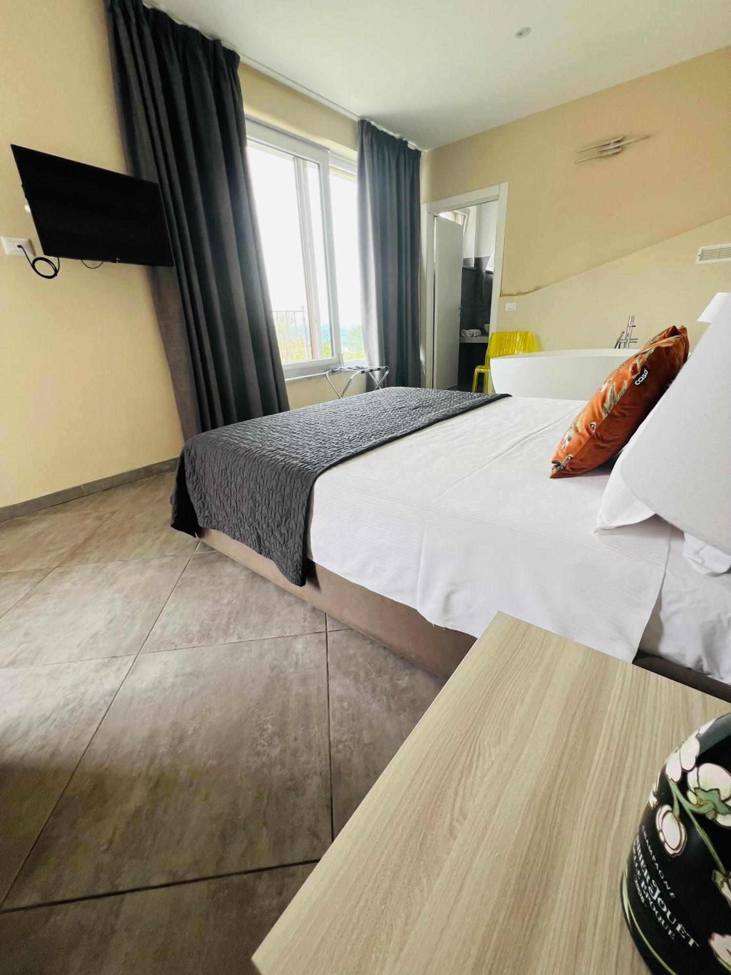 Viverone Lake Rooms Exterior photo